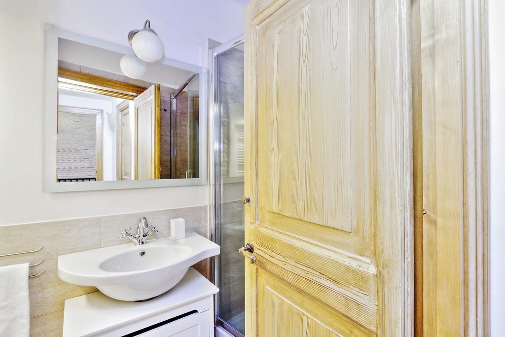 Apartment Spagna Charme - My Extra *